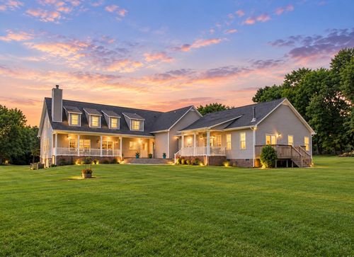 3816 Petty Ln, Columbia, TN, 38401-7316 | Card Image