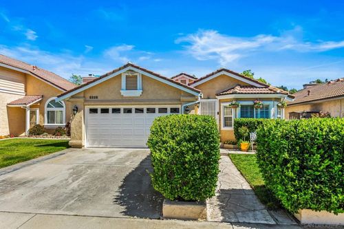 2332 Lake Forest St, Escondido, CA, 92026-4059 | Card Image
