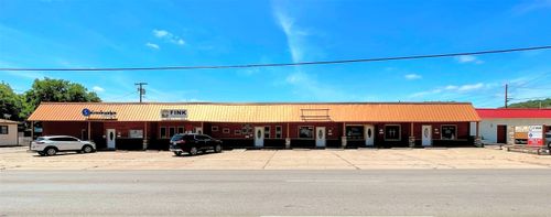 401 W Hubbard St, Mineral Wells, TX, 76067-4846 | Card Image