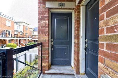 21 - 47 Hays Blvd, Townhouse with 2 bedrooms, 1 bathrooms and 1 parking in Oakville ON | Image 3