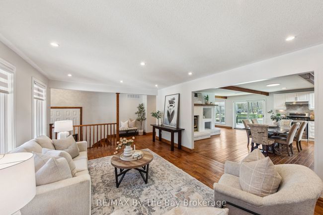 174 32nd St S, House other with 4 bedrooms, 4 bathrooms and 8 parking in Wasaga Beach ON | Image 8