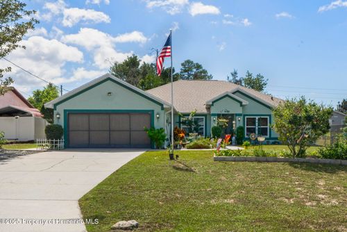 9086 Manchester St, SPRING HILL, FL, 34606-1325 | Card Image