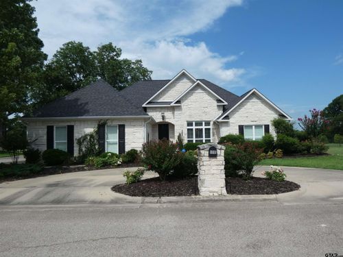 108 Links Dr, Mount Pleasant, TX, 75455-6761 | Card Image