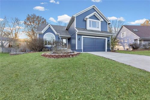 15206 Foster St, Overland Park, KS, 66223-2854 | Card Image