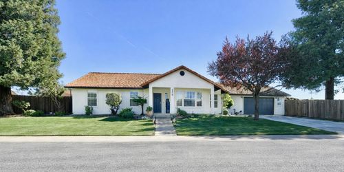 1716 Wingfoot Drive, Yuba City, CA, 95993 | Card Image