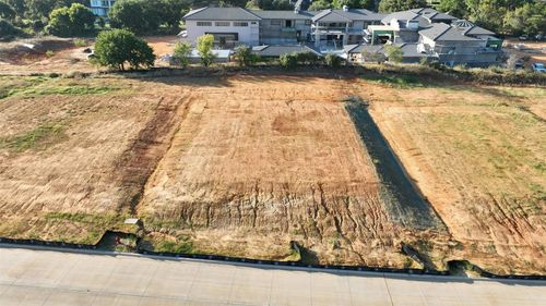 1517 Four Seasons Ln, Fort Worth, TX, 76140-5609 | Card Image