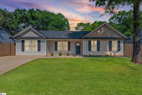 728 Cannonsburg Drive, Duncan, SC, 29334 | Card Image