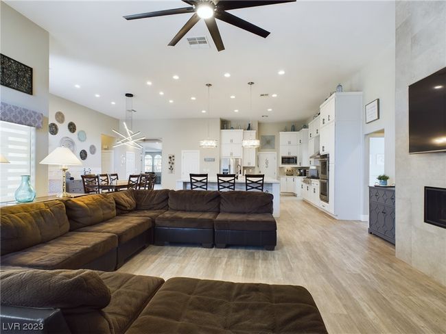 10331 Almost Heaven St, House other with 5 bedrooms, 5 bathrooms and null parking in Las Vegas NV | Image 20
