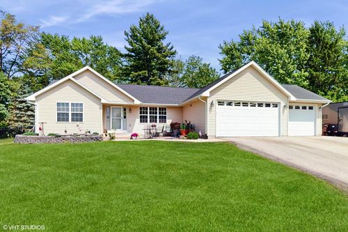 N1464 Manor Terrace, BLOOMFIELD, WI, 53147 | Card Image