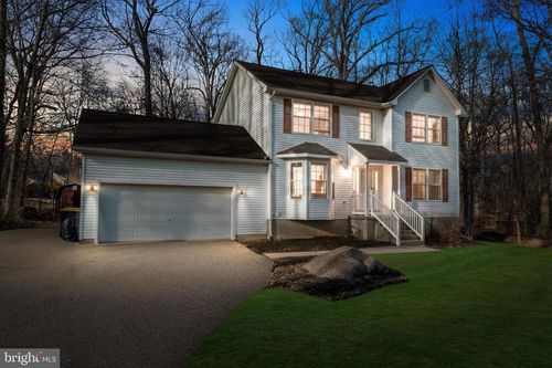 2218 Marsh Rd, WILMINGTON, DE, 19810-2822 | Card Image