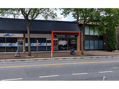5560 204 St, Langley, BC, V3A1Z5 | Card Image