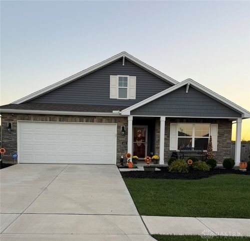 1492 Hawkshead St, Xenia, OH, 45385-3776 | Card Image