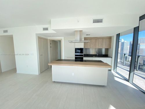 3701-1000 Brickell Plz, Miami, FL, 33131 | Card Image