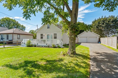 75 Knoll St, Port Colborne, ON, L3K5A7 | Card Image