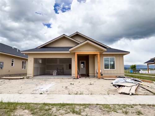 820 Rivet Way, Kalispell, MT, 59901-1039 | Card Image
