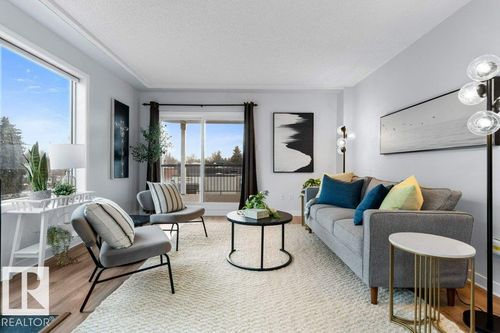 10816 76 Ave Nw, Edmonton, AB, T6E6L3 | Card Image