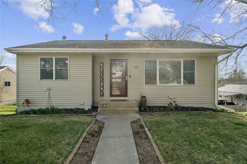 504 N Pratt Street, Anamosa, IA, 52205 | Card Image