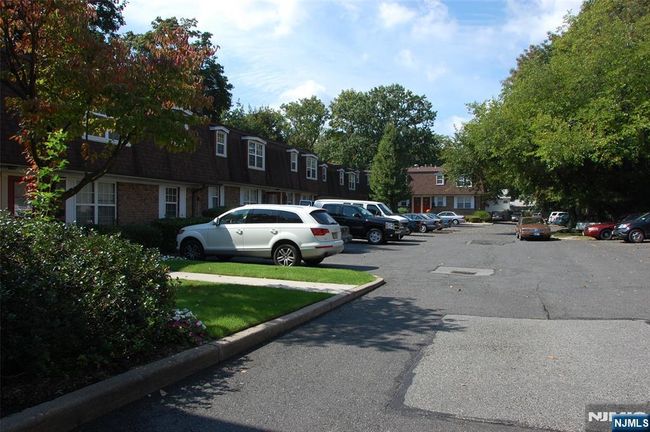 360 Knickerbocker Rd, Condo with 1 bedrooms, 1 bathrooms and null parking in Dumont NJ | Image 7