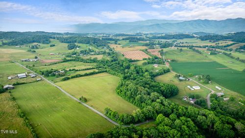 185 Lester Snapp Rd, Limestone, TN, 37681-3306 | Card Image