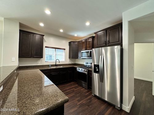 1274-5350 E Deer Valley Dr, Phoenix, AZ, 85054-4126 | Card Image