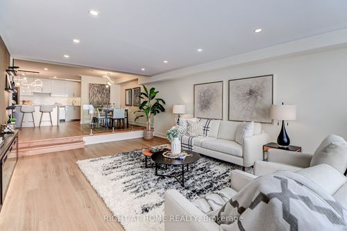 1207-130 Carlton St, Toronto, ON, M5A4K3 | Card Image
