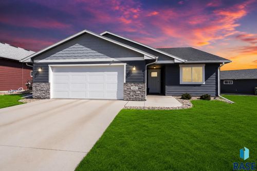 422 Thelma Ave Avenue, Harrisburg, SD, 57032 | Card Image