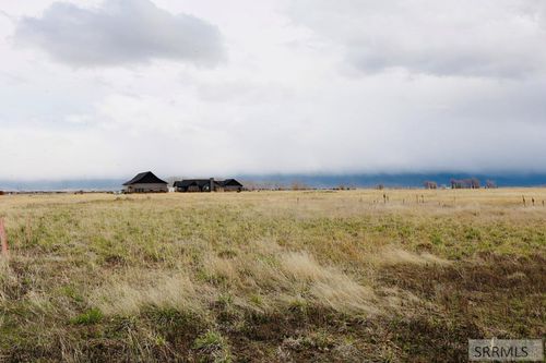 4490 Heads Up Rd, Tetonia, ID, 83452-1280 | Card Image