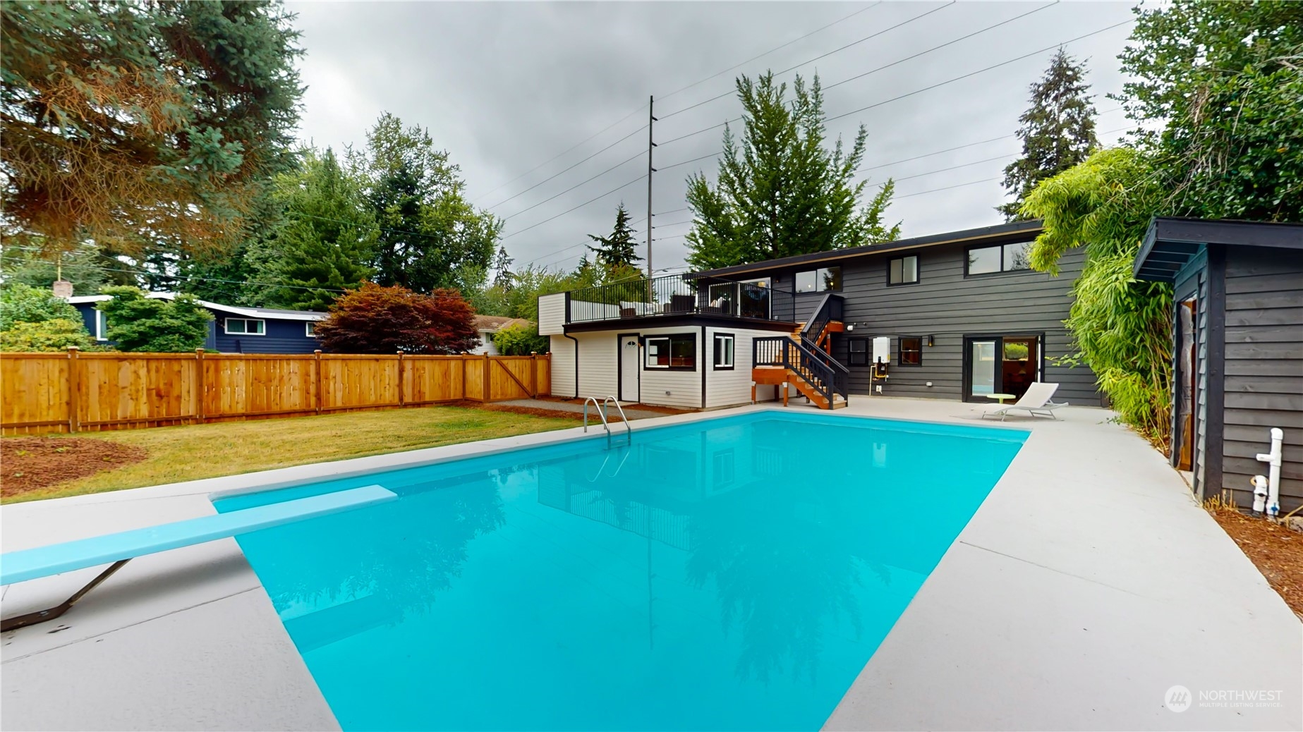 Meridian Ave, Shoreline, WA 98133