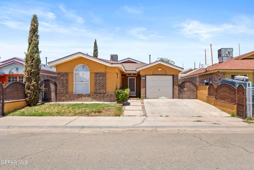 877 Mondel Pine Pl, El Paso, TX, 79907-2087 | Card Image