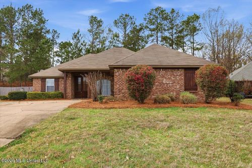 144 Britton Cir, Flowood, MS, 39232-8109 | Card Image