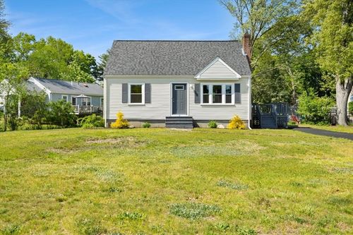 15 Boyden Dr, Foxboro, MA, 02035-3011 | Card Image