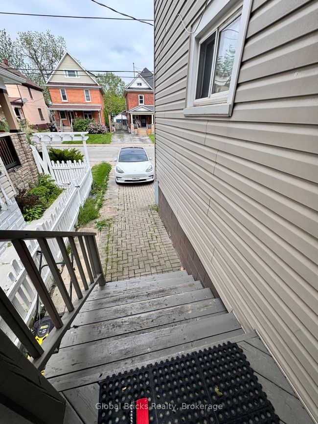 4493 Jepson St, House other with 5 bedrooms, 2 bathrooms and 2 parking in Niagara Falls ON | Image 15