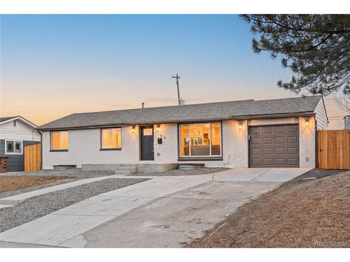 8250 Auburn Ln, Westminster, CO, 80031-3946 | Card Image