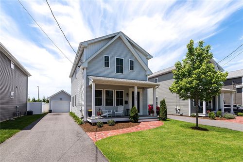 161 Graystone St, Warwick, RI, 02886-1355 | Card Image