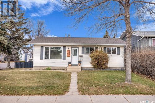 366 Wedge Rd, Saskatoon, SK, S7L6G2 | Card Image