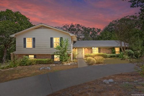 435 Elmwood Rd, Waco, TX, 76712-3821 | Card Image