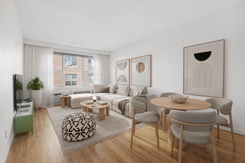 6d-235 W 70th Street, New York City, NY, 10023 | Card Image