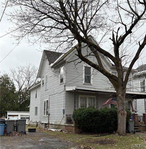 720 N Madison St, Rome, NY, 13440-4174 | Card Image