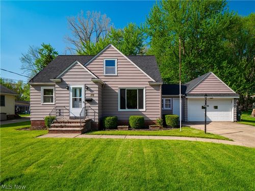 23790 Elm Rd, North Olmsted, OH, 44070-3726 | Card Image