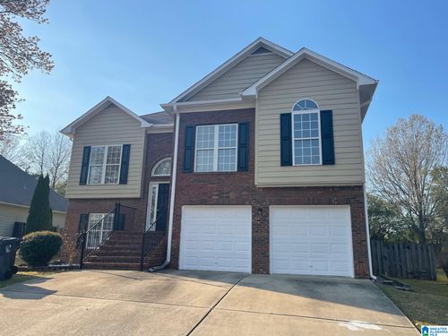 140 Heather Ln, Pelham, AL, 35124-3904 | Card Image