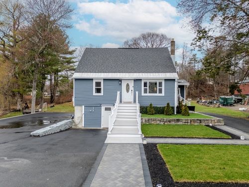 92 Wenham St, Danvers, MA, 01923-1740 | Card Image