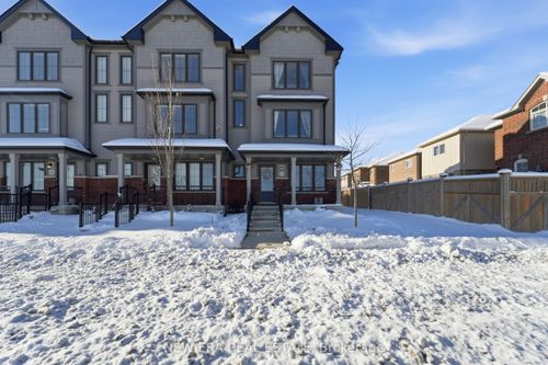 {{alt}} | Card Image