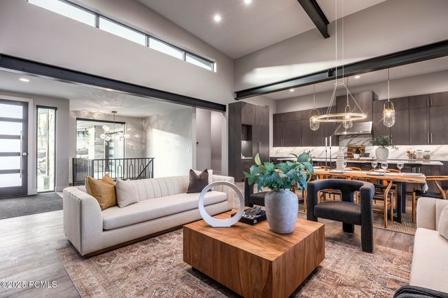1817 W Skyridge Dr, Home with 5 bedrooms, 6 bathrooms and null parking in Mayflower Mnt UT | Image 15