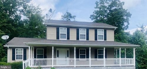 900 Enfield Dr, WINCHESTER, VA, 22602-3630 | Card Image