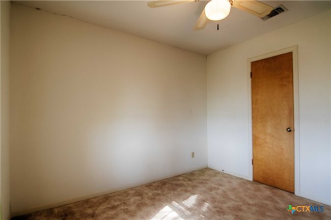 11552 Fm 1383, Home with 3 bedrooms, 2 bathrooms and null parking in Schulenburg TX | Image 15