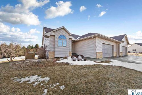 13 Egret Ln, Elysian, MN, 56028-4564 | Card Image