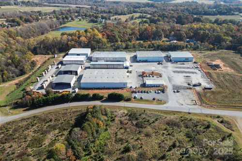 3360 Cansler Cir, Newton, NC, 28658 | Card Image