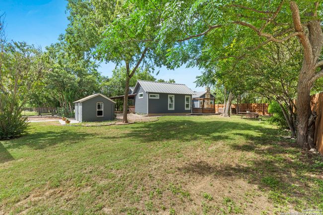14280 State Highway 16 N, House other with 3 bedrooms, 2 bathrooms and null parking in Medina TX | Image 27