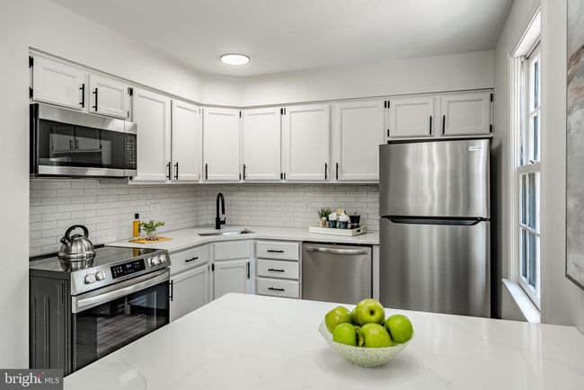 1203 Pointe Ct, Townhouse with 2 bedrooms, 2 bathrooms and null parking in CHESTER SPRINGS PA | Image 12