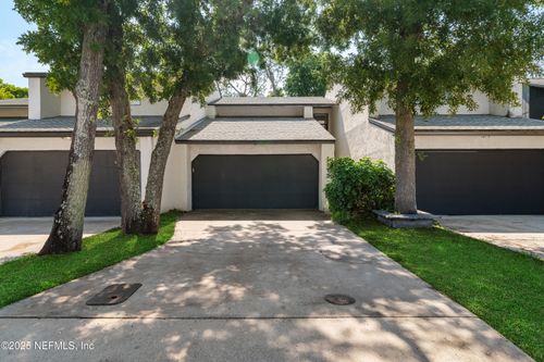 1172 Romaine Cir W, Jacksonville, FL, 32225-9008 | Card Image